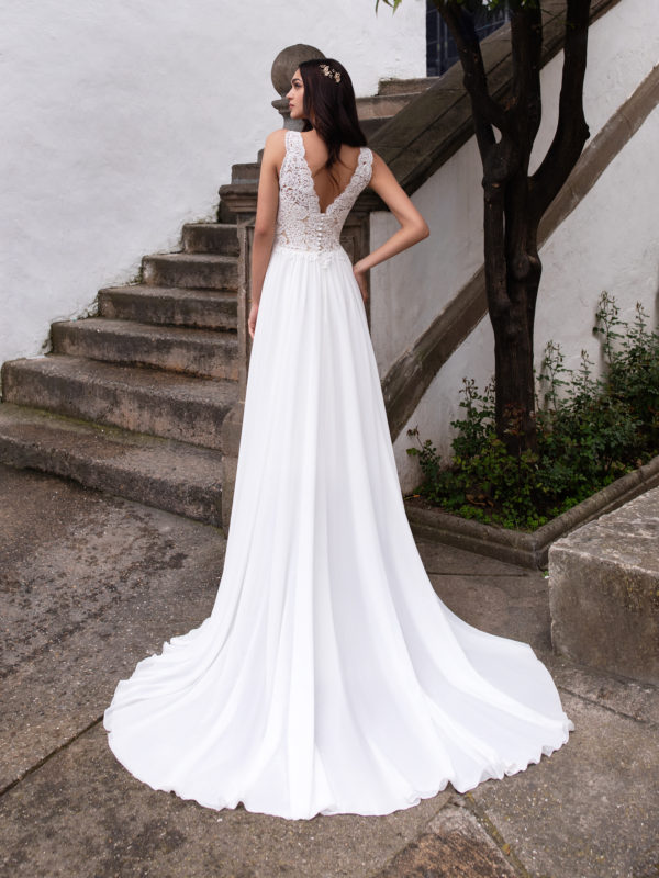 rhiannon wedding dress by pronovias bridal back view