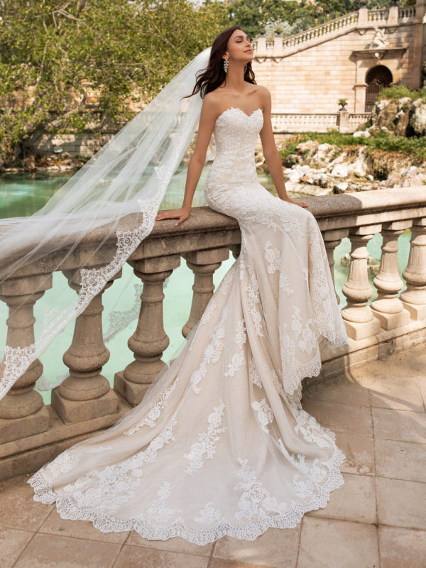 Princia wedding dress by Pronovias bridal alt view 1