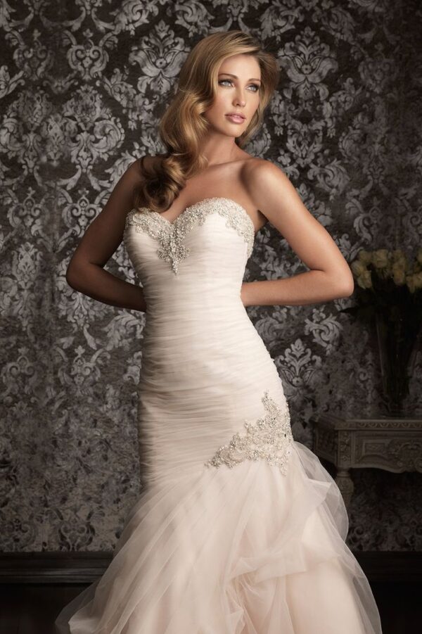 9002 by Allure Bridals Wedding Gown