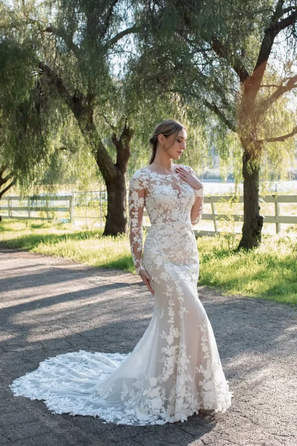 d3776 Wedding Dress By Essense of Australia front view