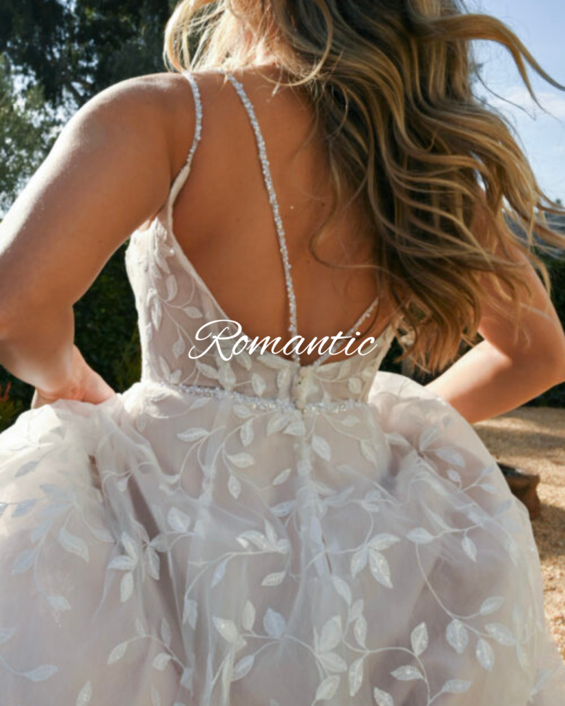 Romantic wedding dress vibe, style description