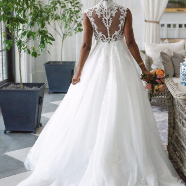 D3929 Wedding Dress by Essense of Australia